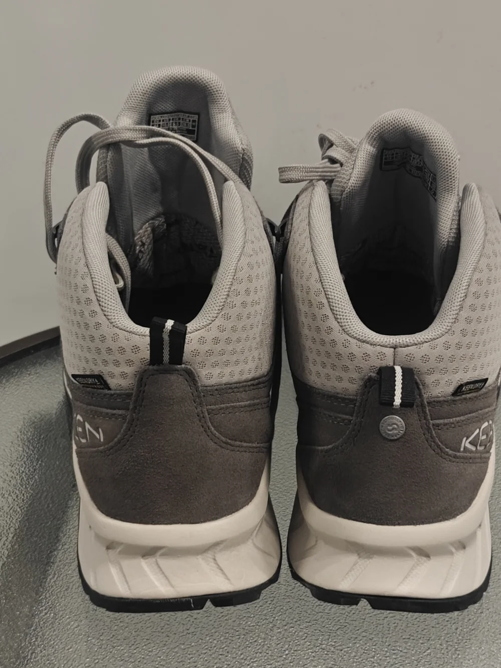 KEEN Taupe Gray Trail Sneakers